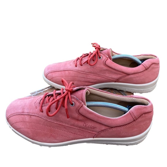 Lace Up Leather Sneakers - Size 8 - Picture 4 of 11